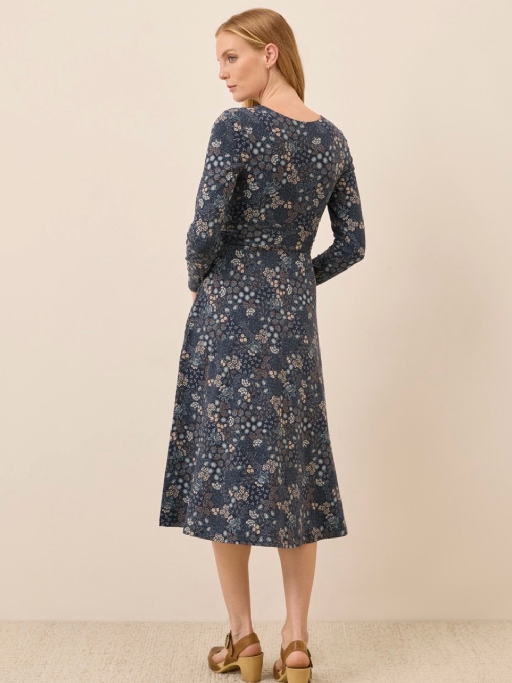 NWT Pact 100% Organic Cotton
Navy Blue Floral Midi Long Fit & Flare Wrap Dress M - Picture 6 of 6